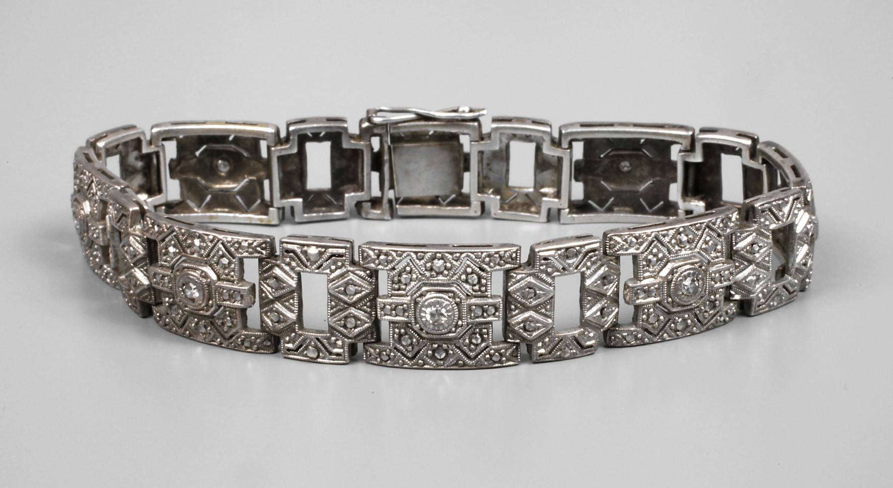 Silberarmband mit Diamantbesatz
