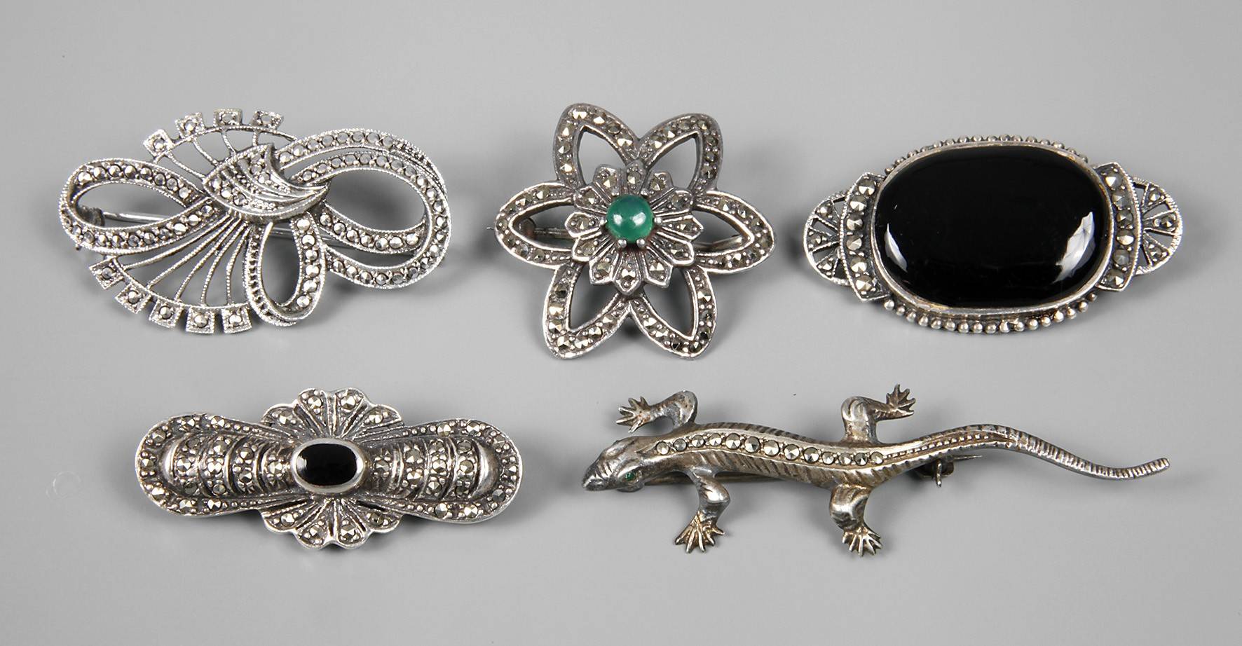 Konvolut Broschen mit Markasitbesatz