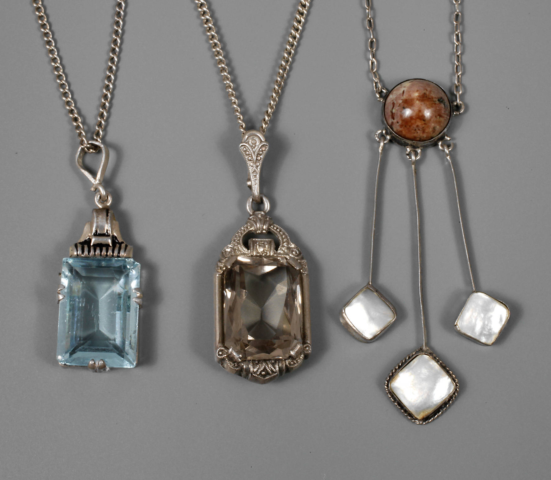 Konvolut Halsschmuck