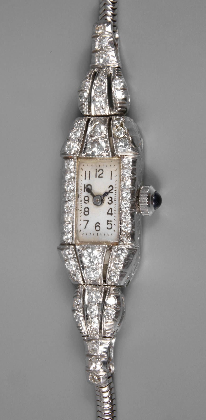 Damenarmbanduhr mit Brillanten