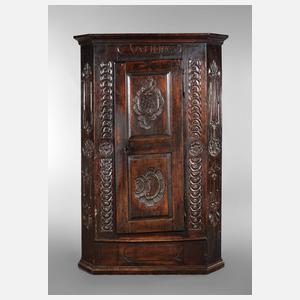 Barockschrank Nussbaum