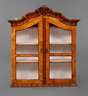 Wandvitrine Barock