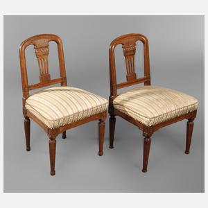 Zwei Stühle Louis Seize