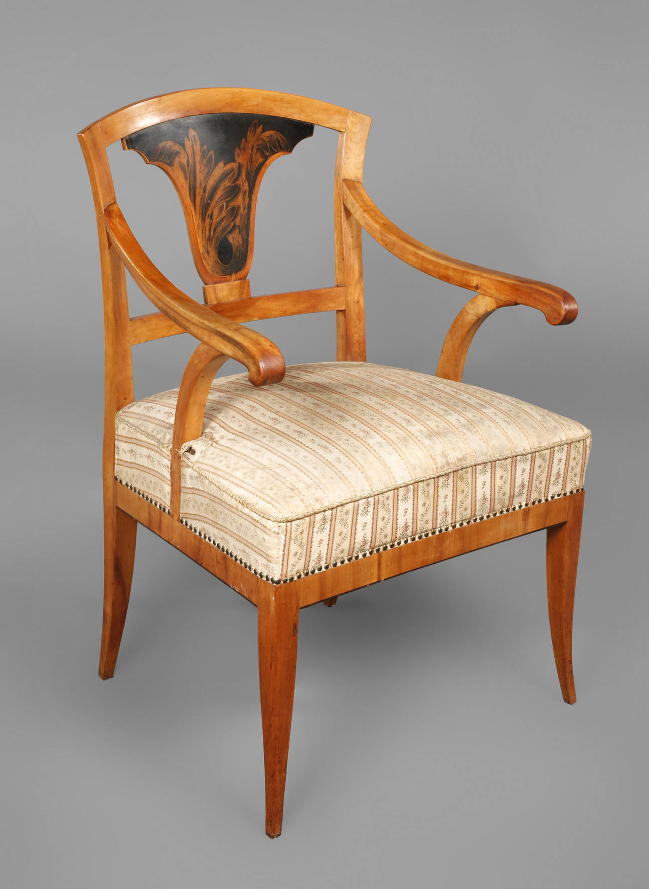 Biedermeier-Armlehnstuhl