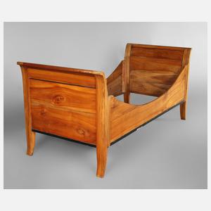 Bett Biedermeier