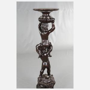 Figürliches Piedestal