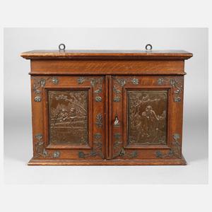 Wandschränkchen Historismus