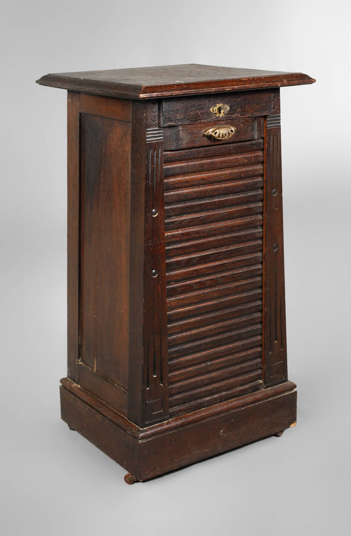 Plattenschrank Jugendstil