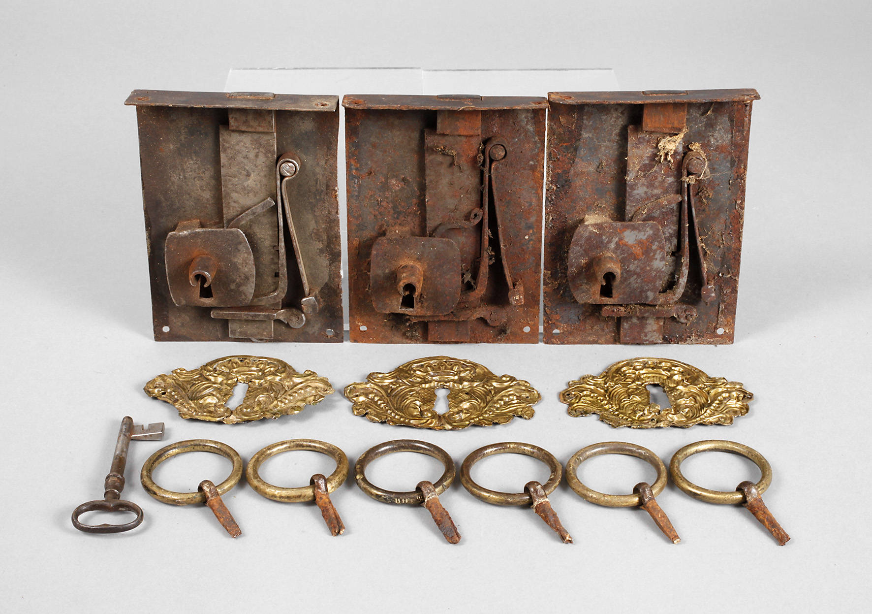 Konvolut Möbelbeschläge