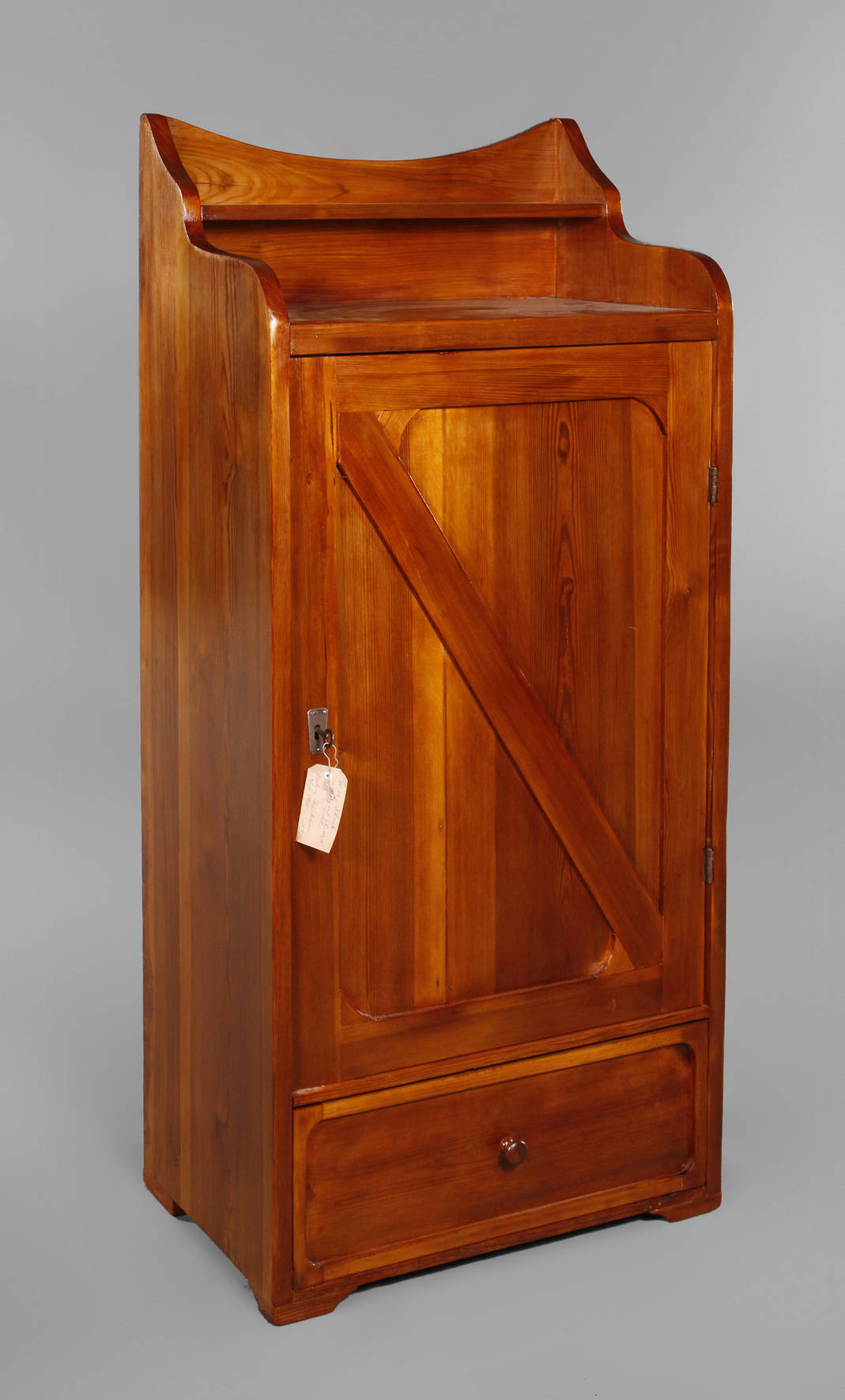 Schrank August Endell