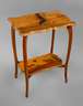 Intarsierter Beistelltisch
