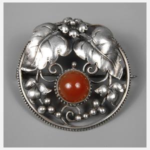 Brosche mit Karneol