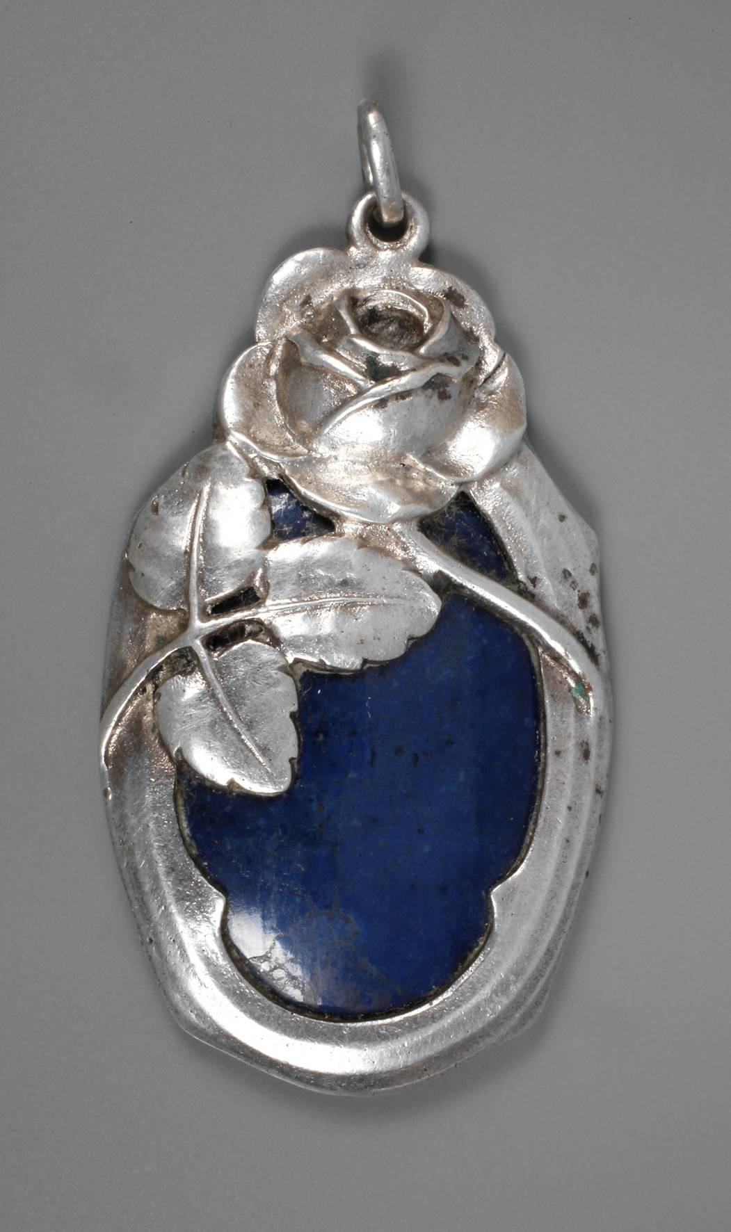 Silberanhänger mit Lapislazuli