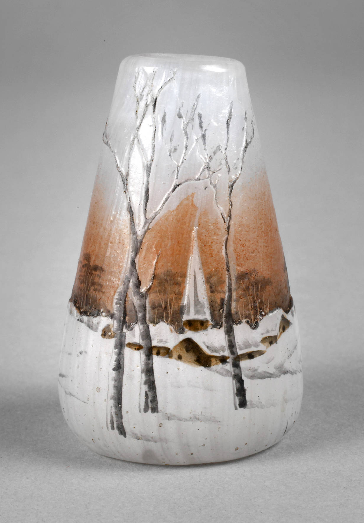 Daum Nancy Miniaturvase Schneelandschaft