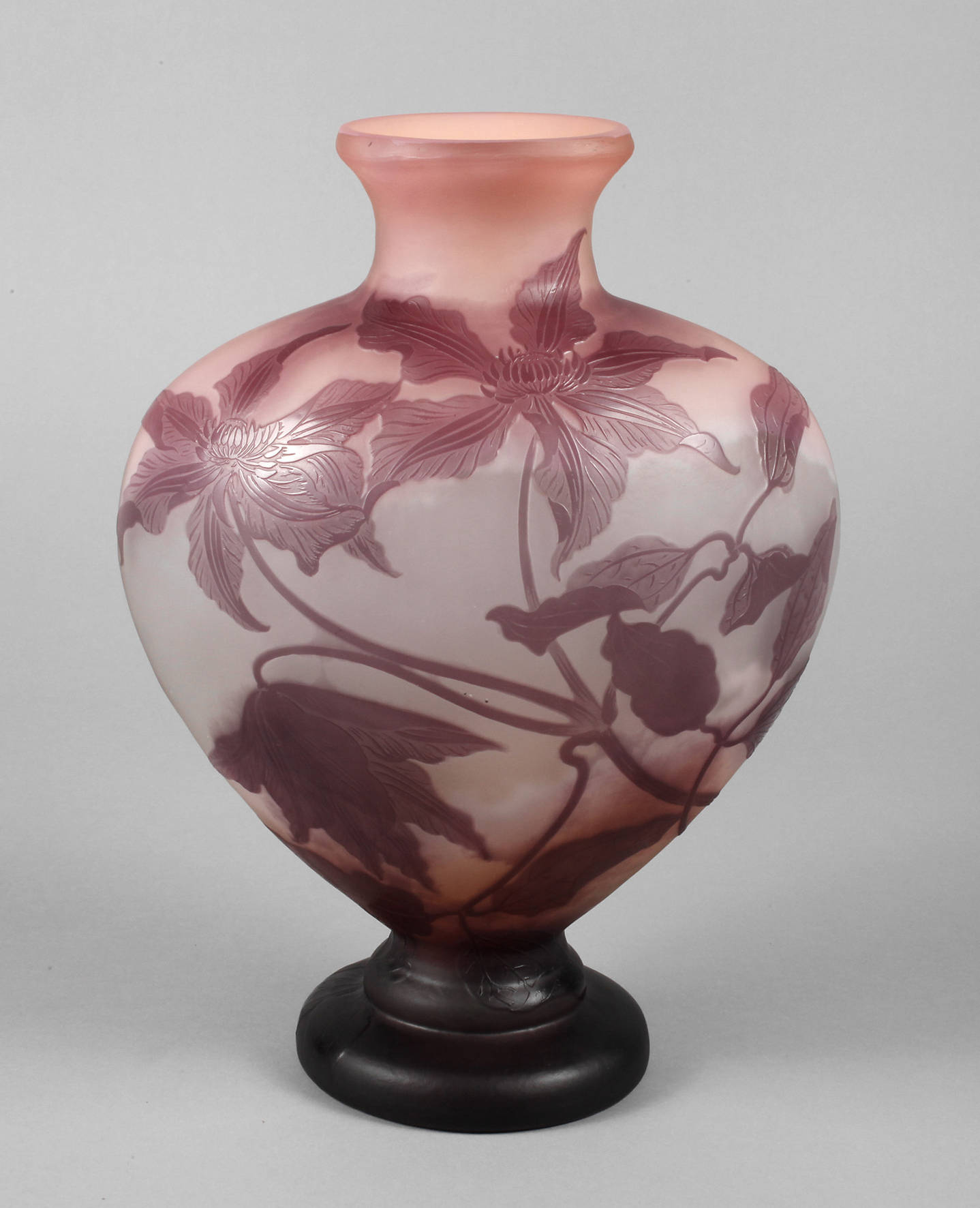 Emile Gallé große Ätzglasvase