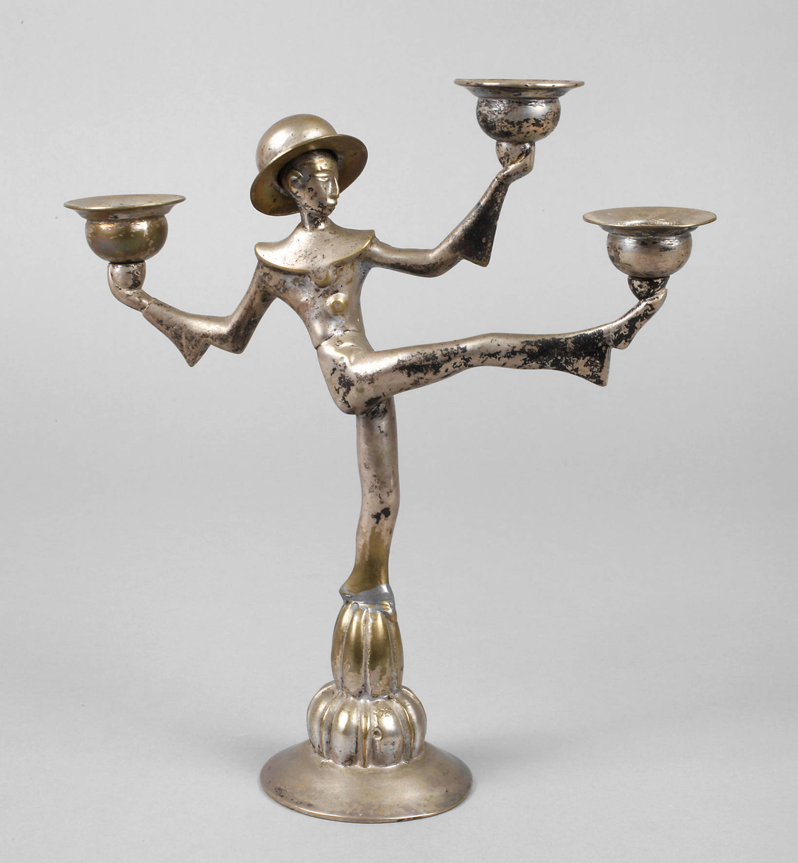 Figürlicher Kerzenleuchter Art déco