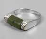 Weißgoldring mit Jade und Diamanten