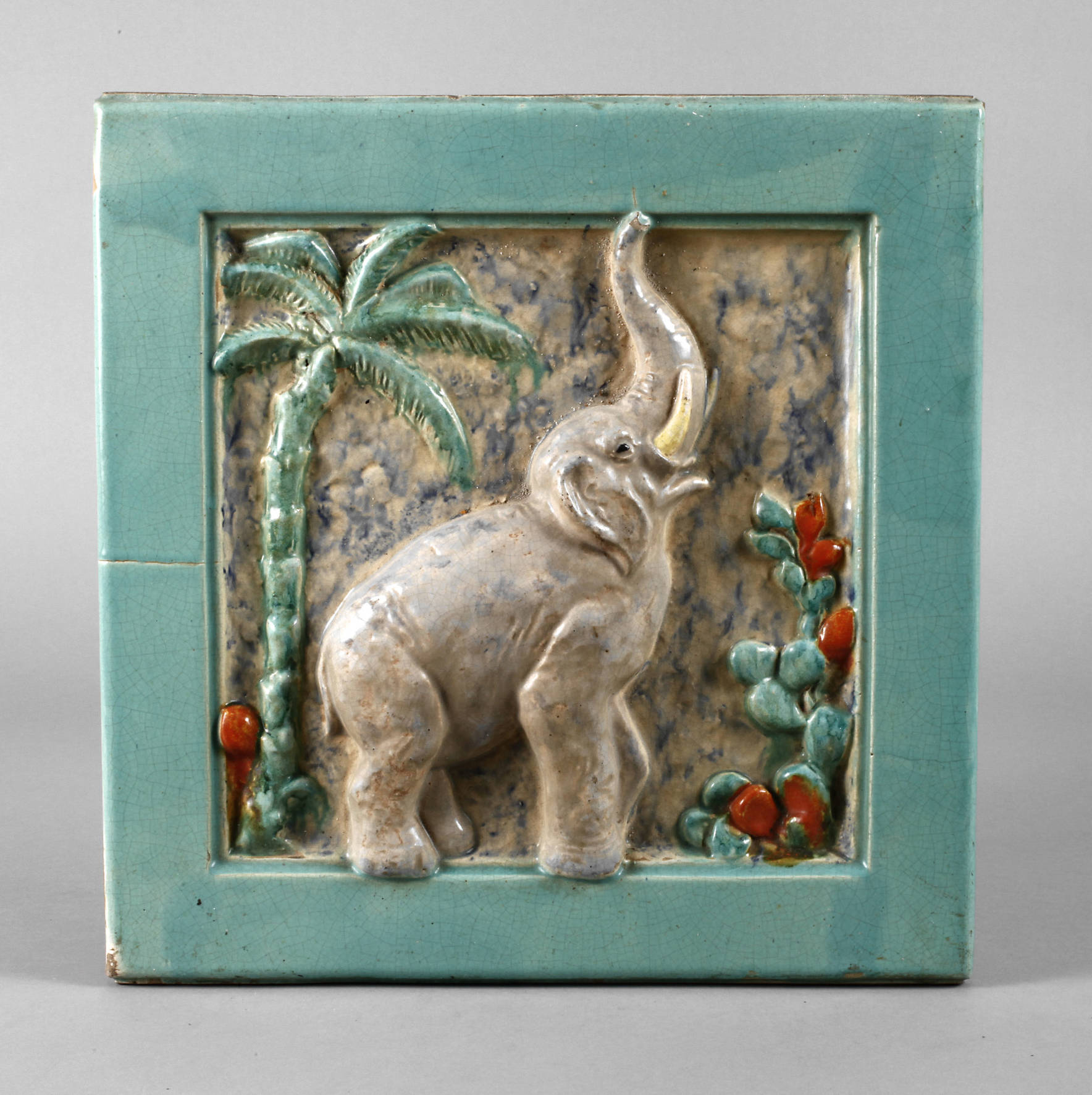 Große Wandfliese Art déco