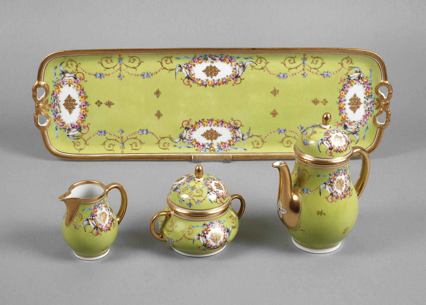 Dresden Kernstück mit Tablett