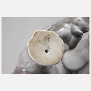 Fraureuth schreitender Elefant