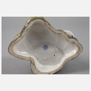 Höchst Mädchen mit Vogel