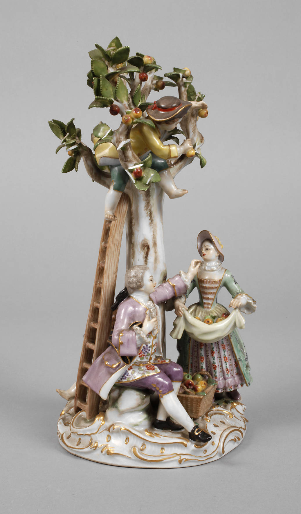 Meissen Figurengruppe ”Apfelernte”