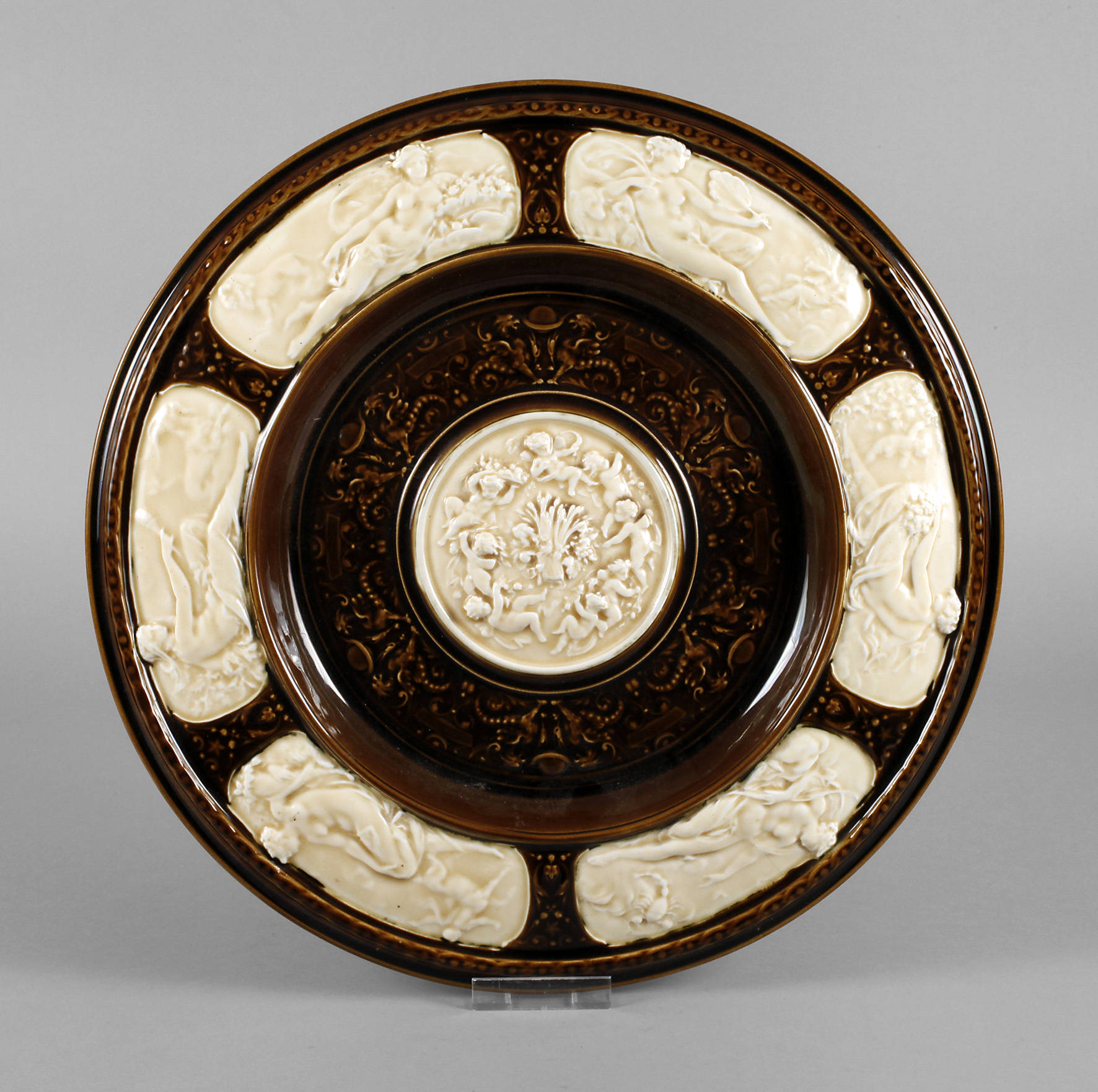 Großer Keramikwandteller Historismus