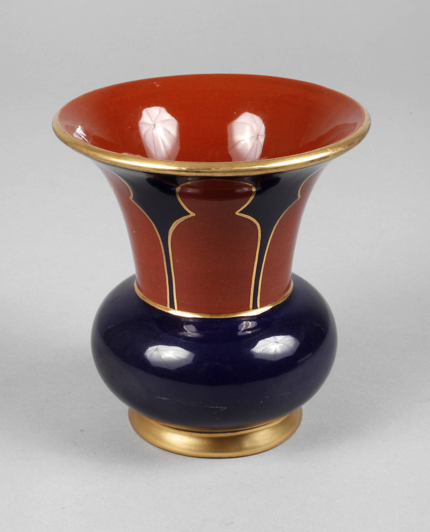 Cadinen Trichtervase