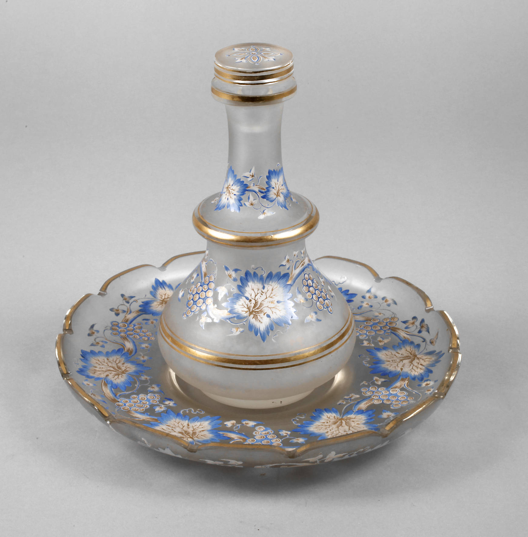 Karaffe mit Unterteller