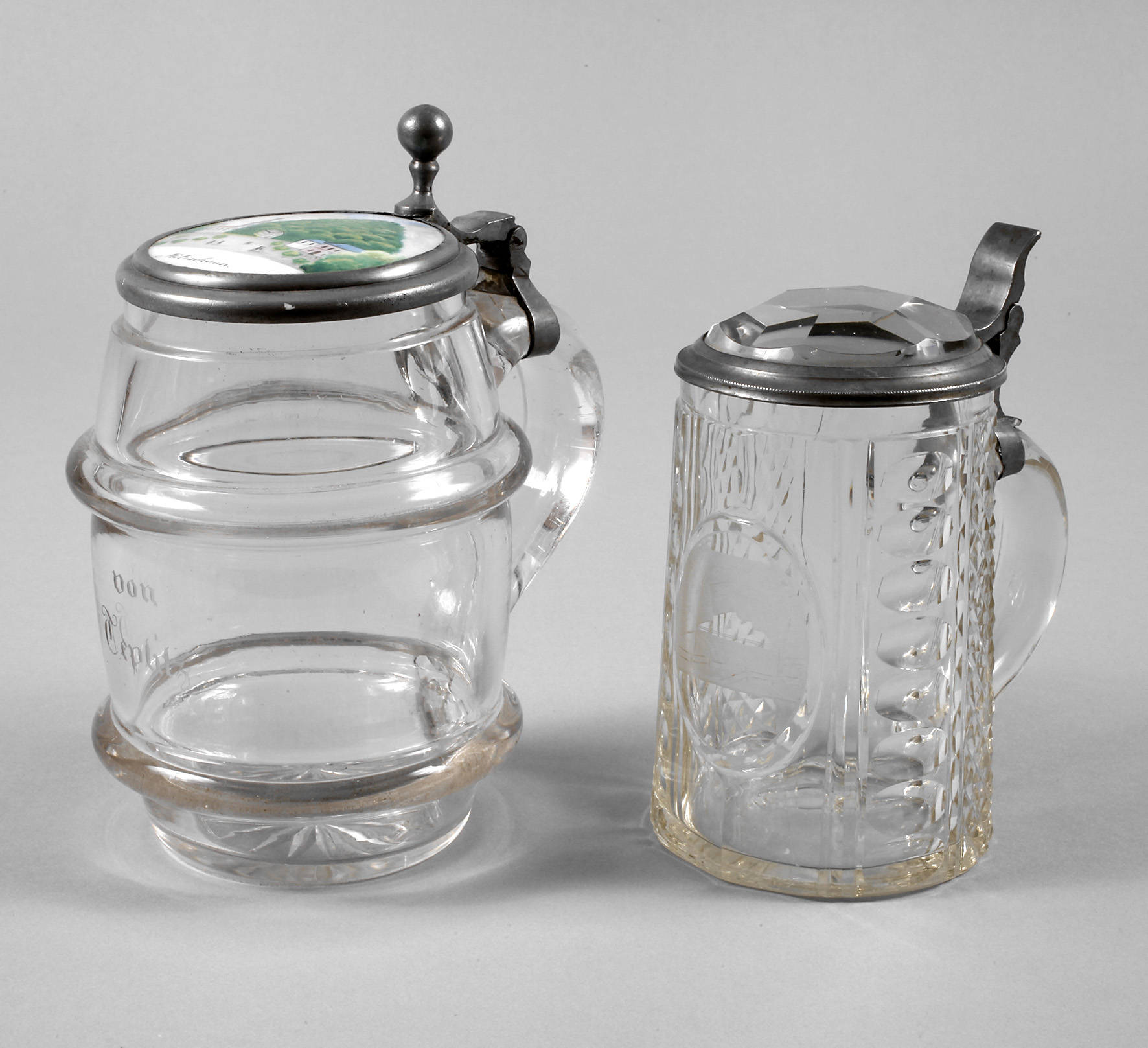 Zwei Ansichtenkrüge