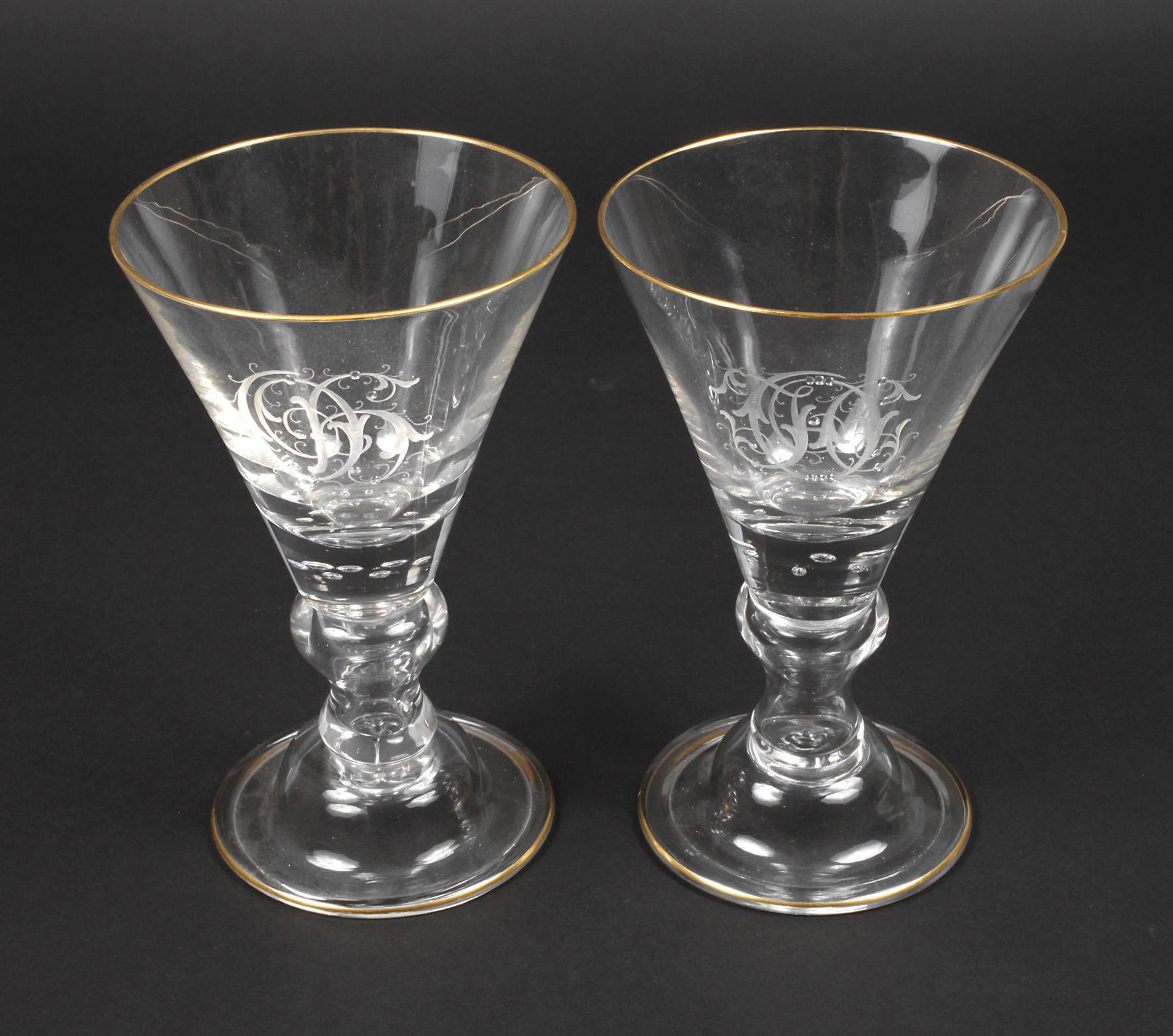 Zwei große Kelchgläser Historismus