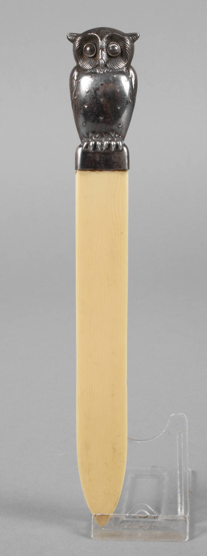 Papiermesser mit Silbereule