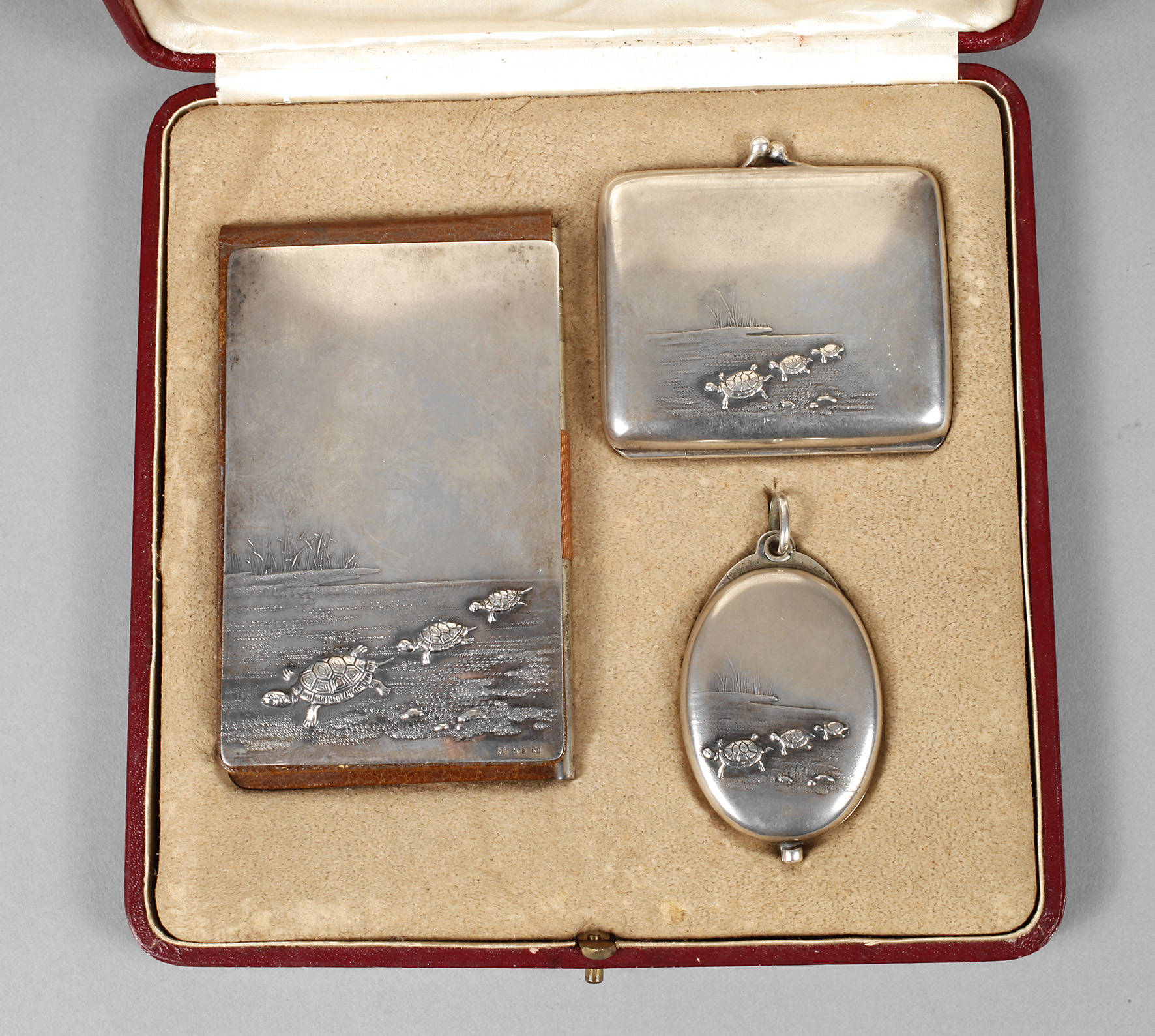 Silber Geschenkset mit Schildkrötendekor