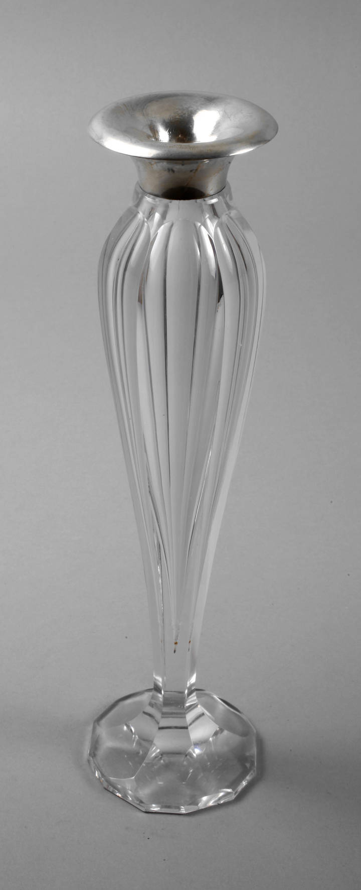 Vase mit Silbermontierung