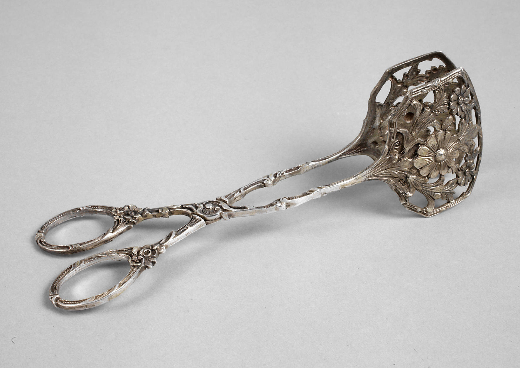 Gebäckzange Blütenmotive