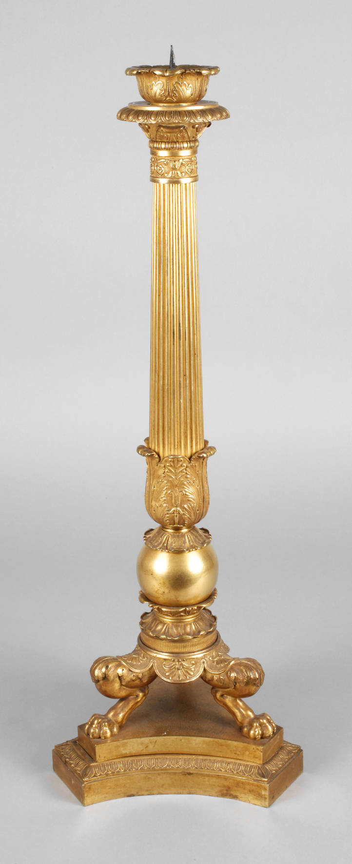 Großer klassizistischer Bronzeleuchter