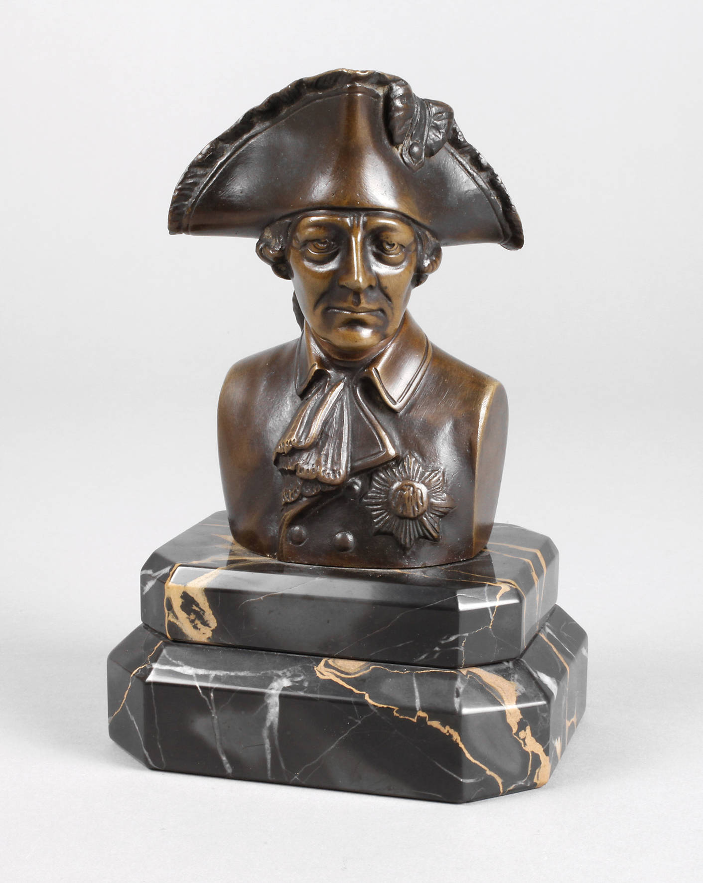 Otto Poertzel, Büste Alter Fritz