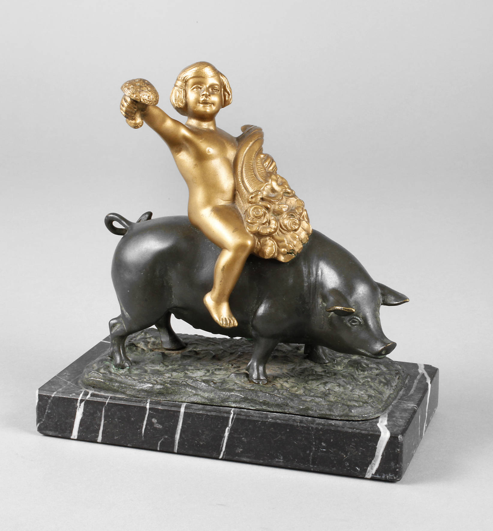 Ritt auf dem Glücksschwein