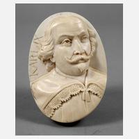 Elfenbeinmedaillon Karl IX.111