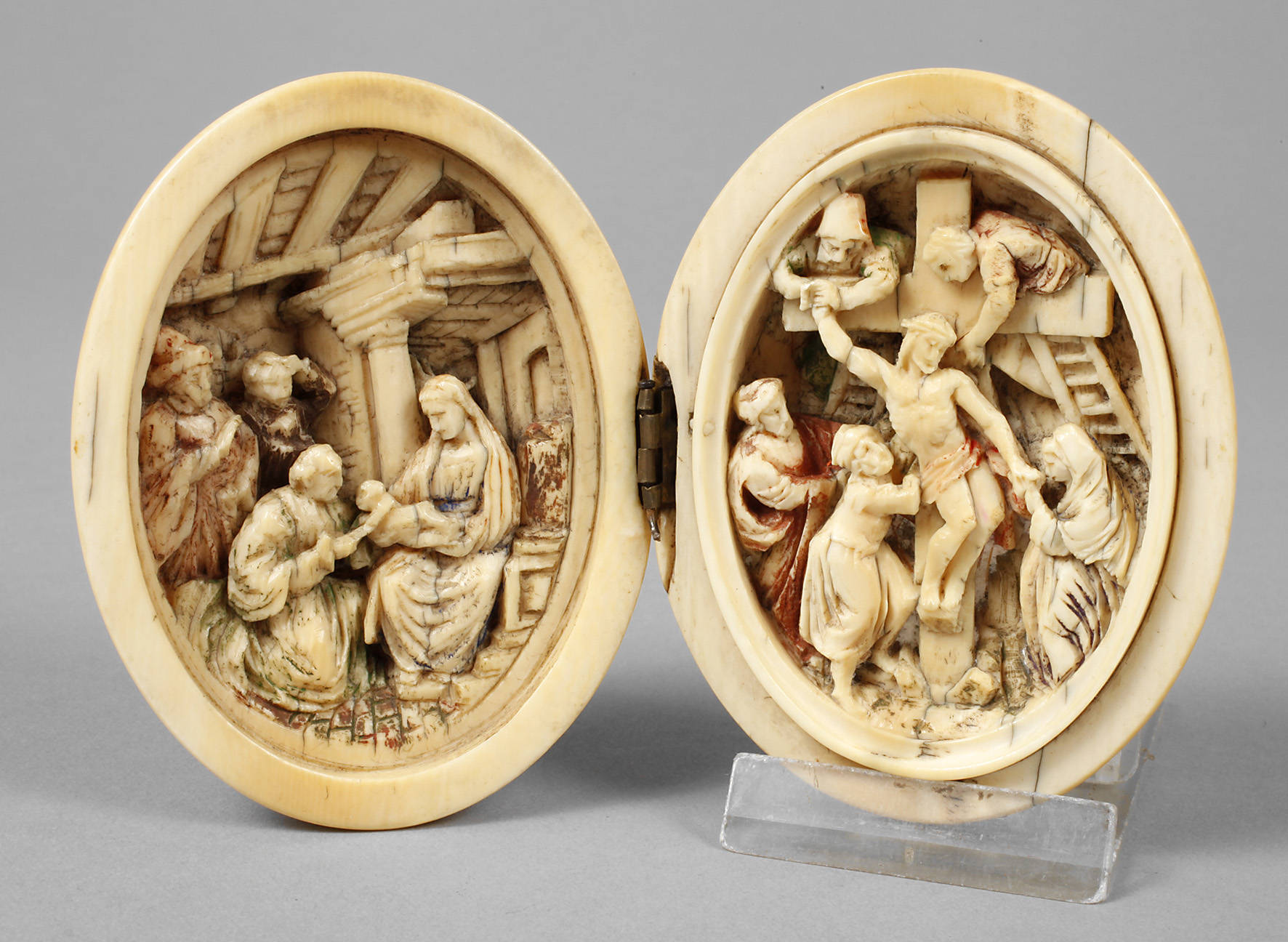 Kleiner Reisealtar Elfenbein