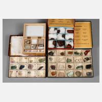 Kleine Mineraliensammlung111