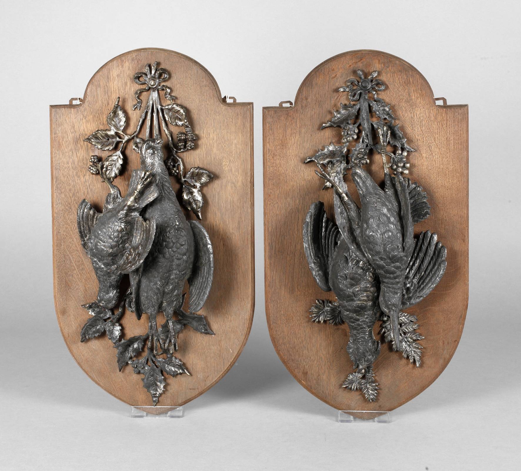 Paar jagdliche Wandappliken