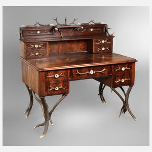 Jagdlicher Schreibtisch