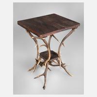 Kleiner Geweihtisch111