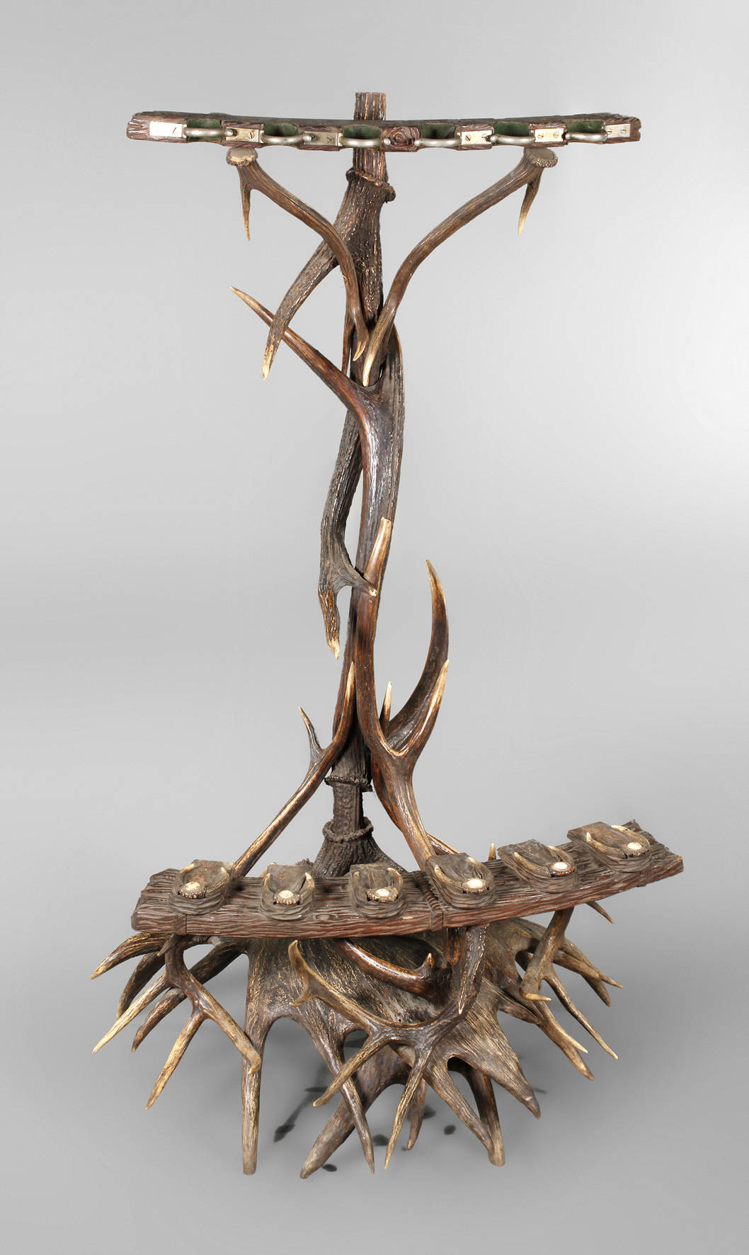 Prächtiger Gewehrständer