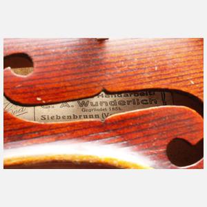Violine im Etui