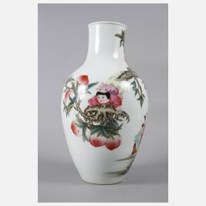 Vase China