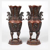 Paar Bronzevasen China111