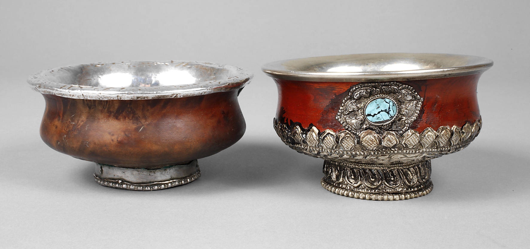 Zwei Teeschalen Tibet