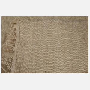 Zwei Flokati-Teppiche